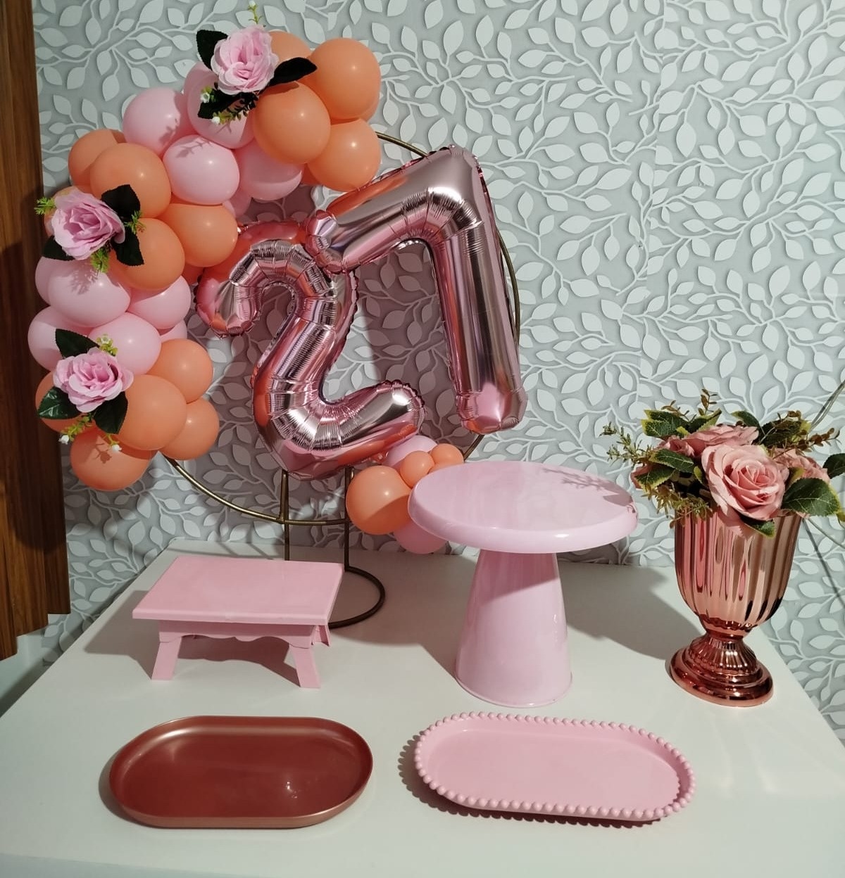 Alugue Festa Na Mesa Idade Rosa Salmão - Catálogo Digital Big Day 