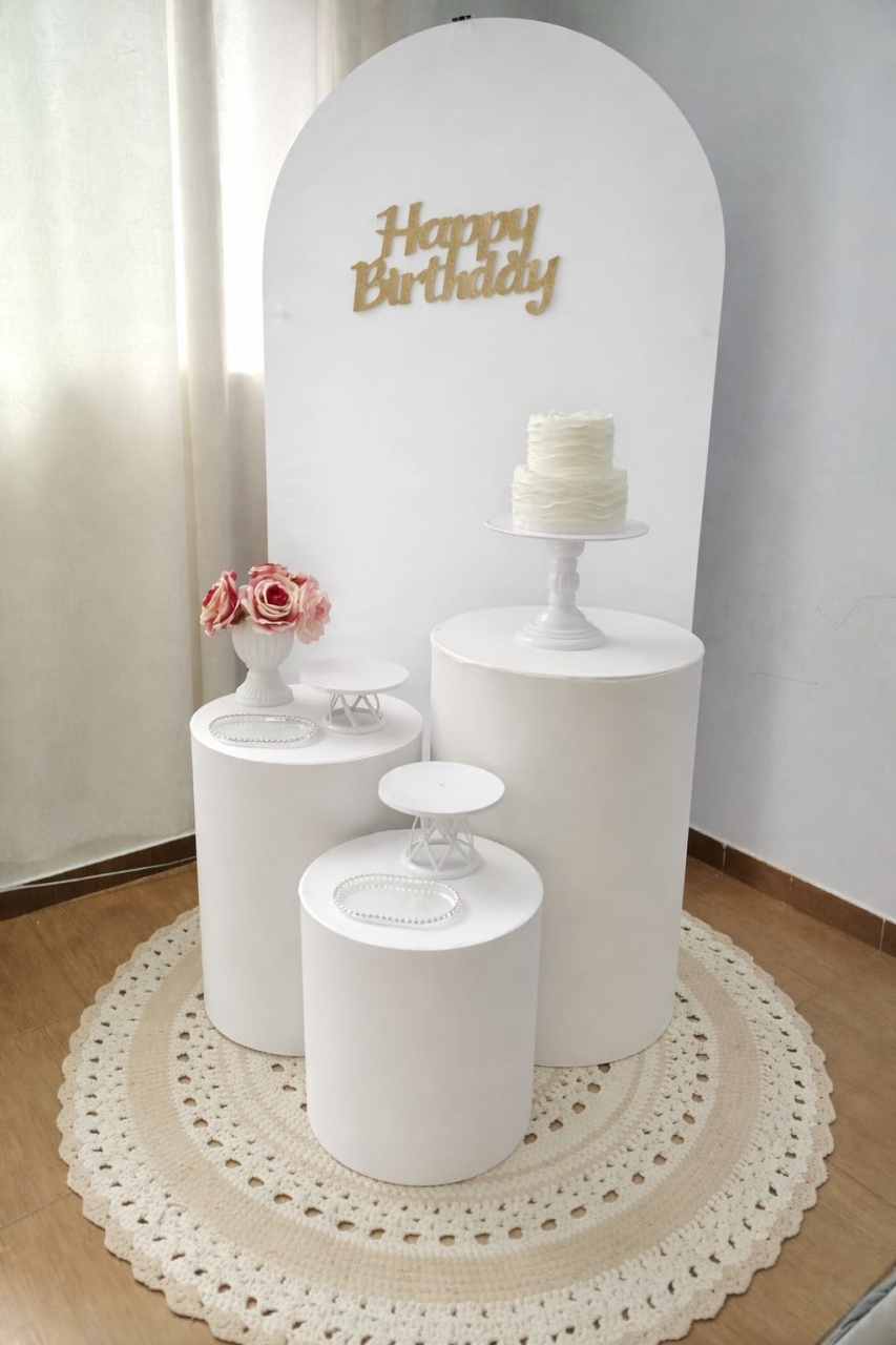 Alugue Pegue Monte Tema Para Festa Decoração Branca - Catálogo Digital Big Day 