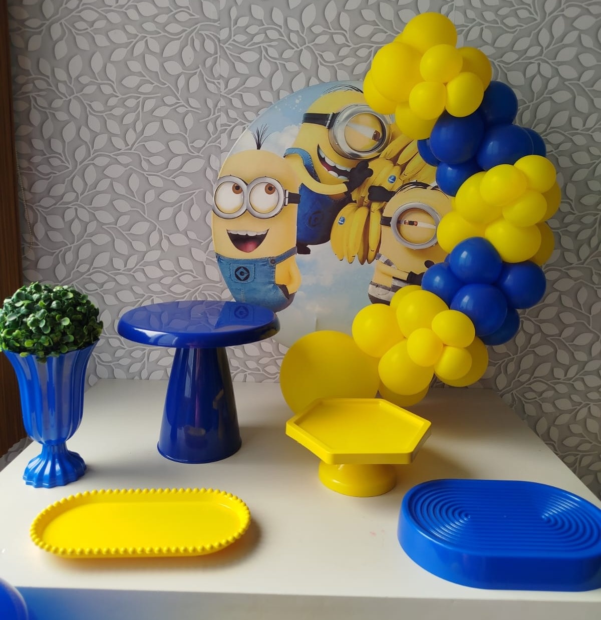 Alugue Festa Na Mesa Minions 2 - Catálogo Digital Big Day 