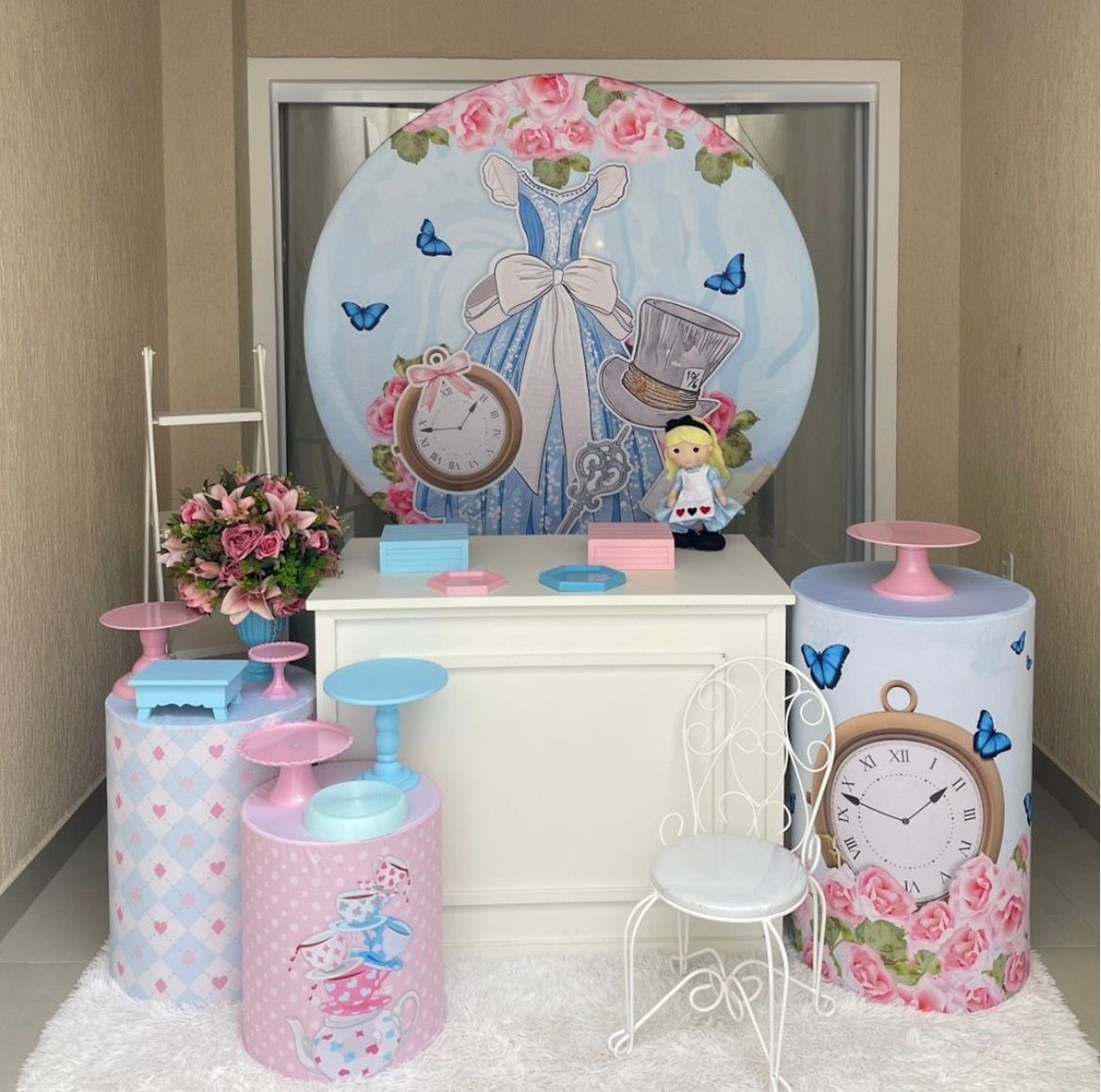 Tema Alice Nos Países das Maravilhas M - Viva la Festa