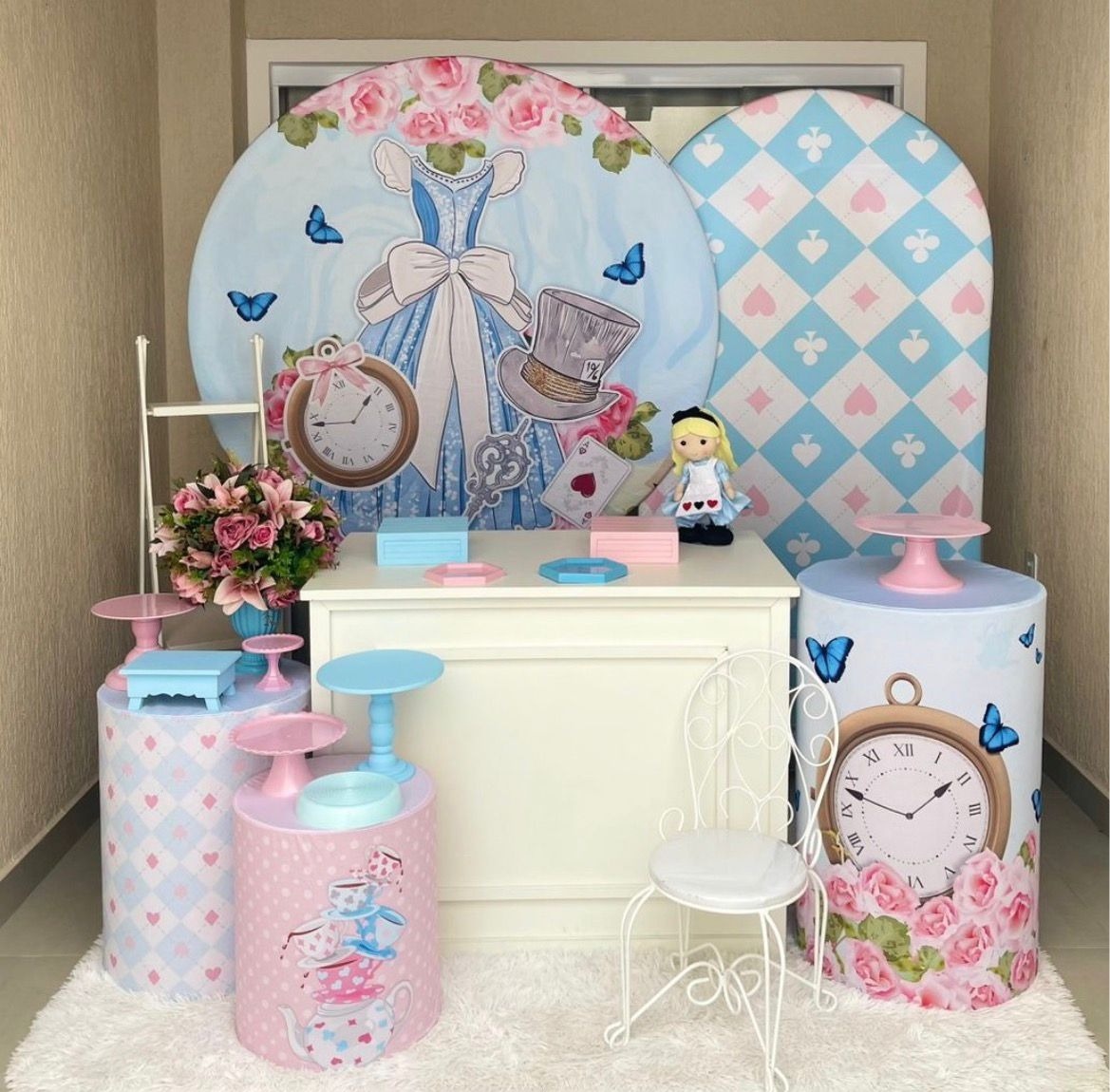 Tema Alice Nos Países das Maravilhas G - Viva la Festa