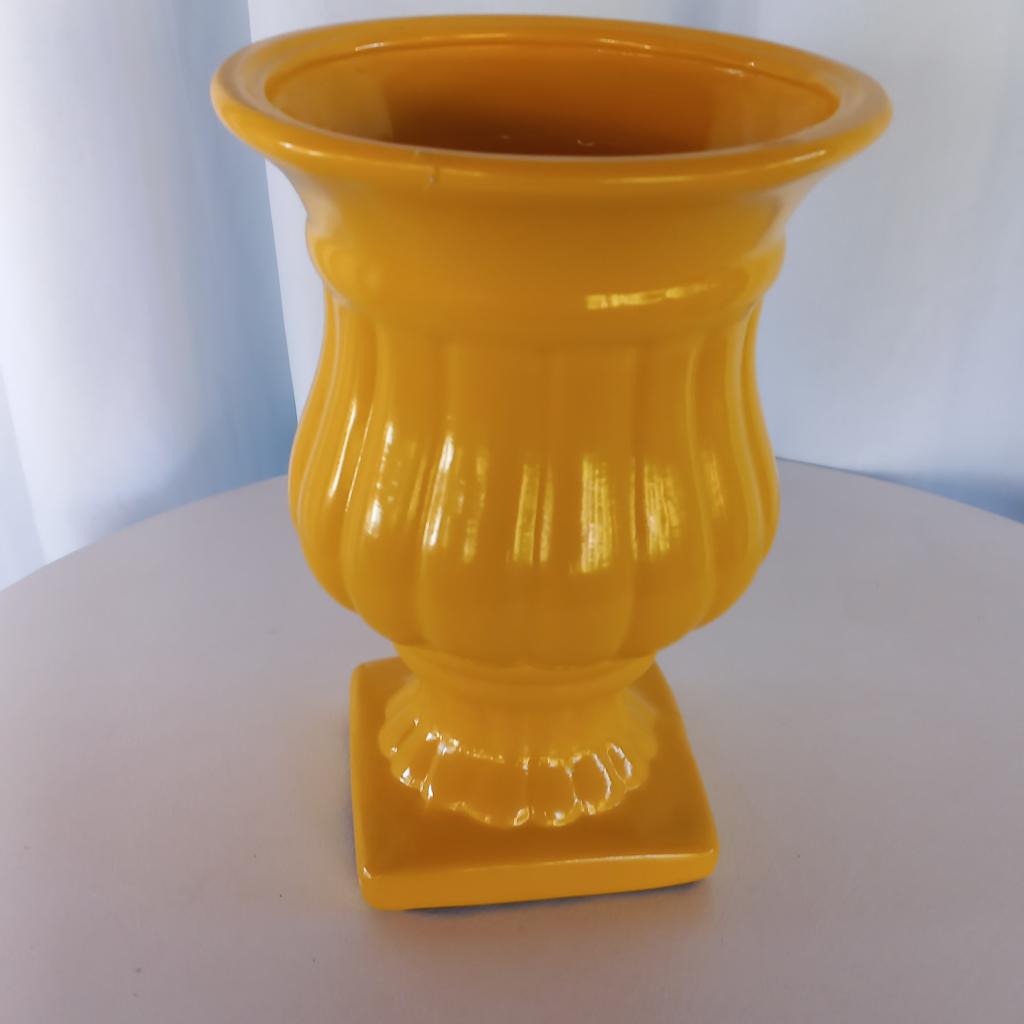 Vaso Grego Amarelo - Amarelo - alegria em festa