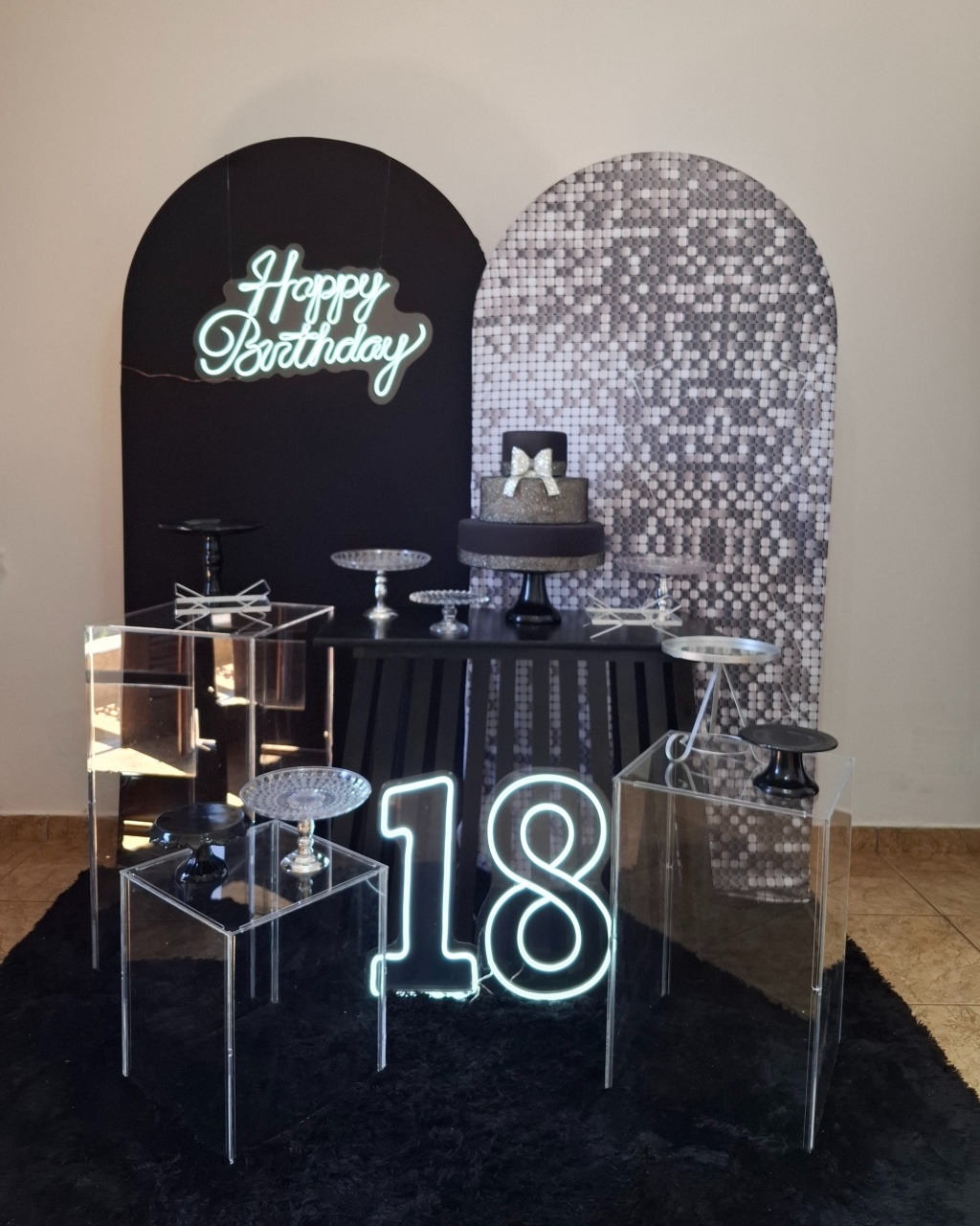 Preto E Prata Mod 6 - alegria em festa