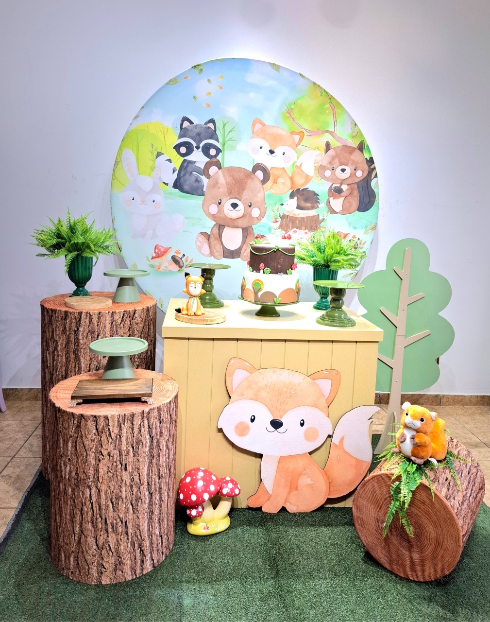 Bosque Encantado  - alegria em festa