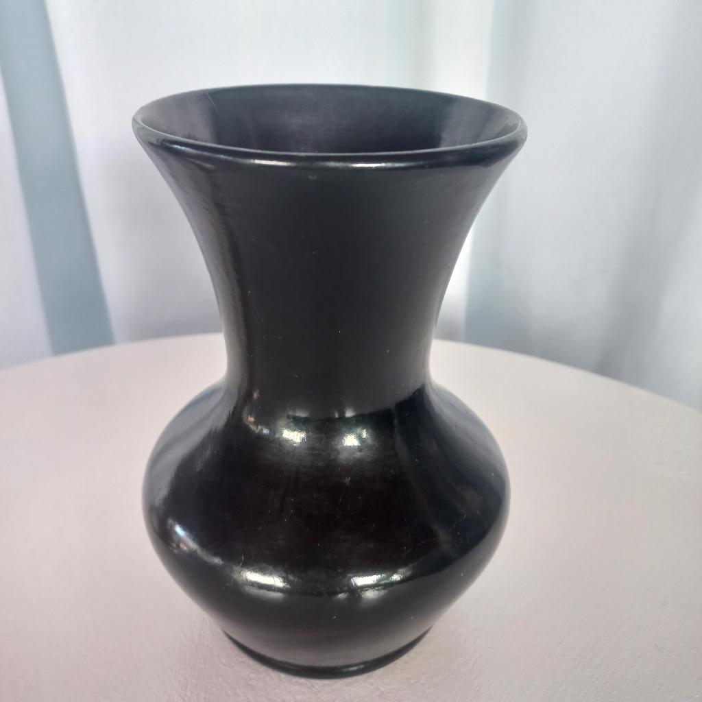 Vaso Preto Ceramica - alegria em festa
