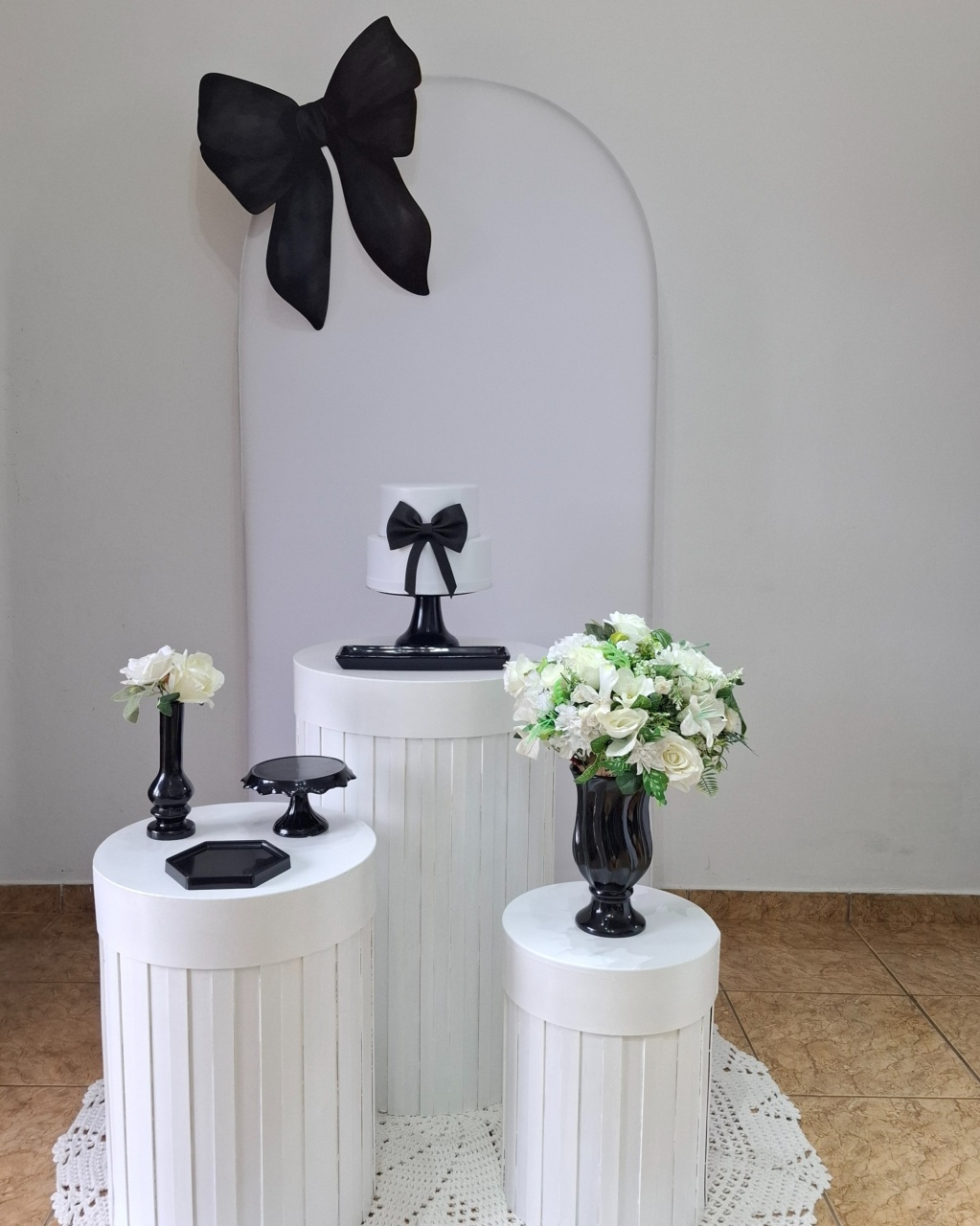 Laço Preto Mod 1 - alegria em festa