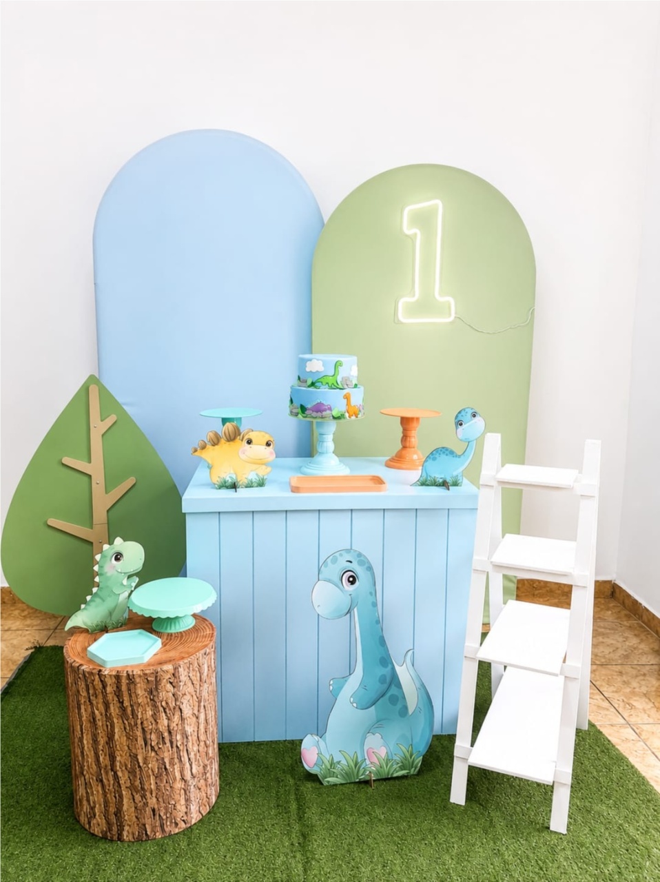 Dino Baby - alegria em festa
