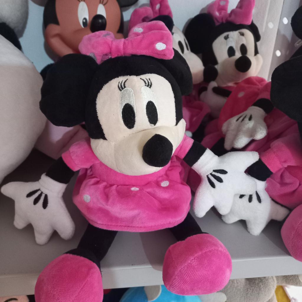 Pelucia Minie Rosa Pequena - alegria em festa