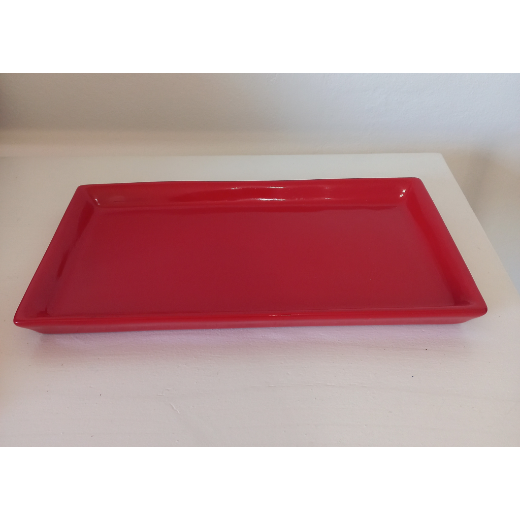 Bandeja Vermelha Retangular Ceramica - Vermelho - alegria em festa