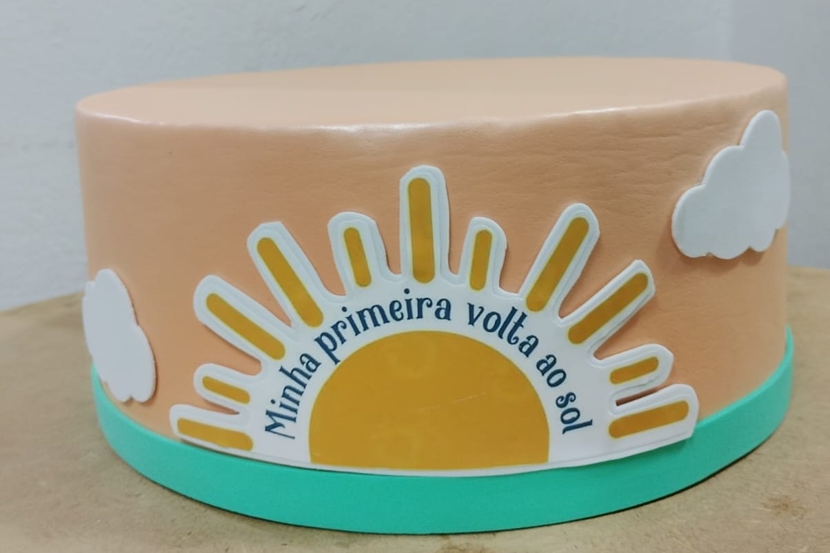 Bolo 1º Volta Ao Sol 1 Andar - Festejar Locações