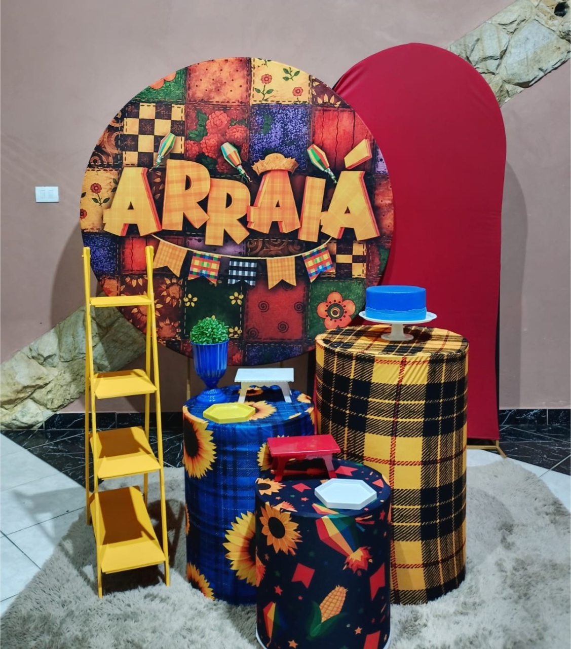 Kit Arraiá - Ouro - Festejar Locações