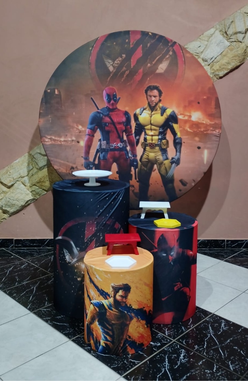 Kit Wolverine E Deadpool - Bronze - Festejar Locações