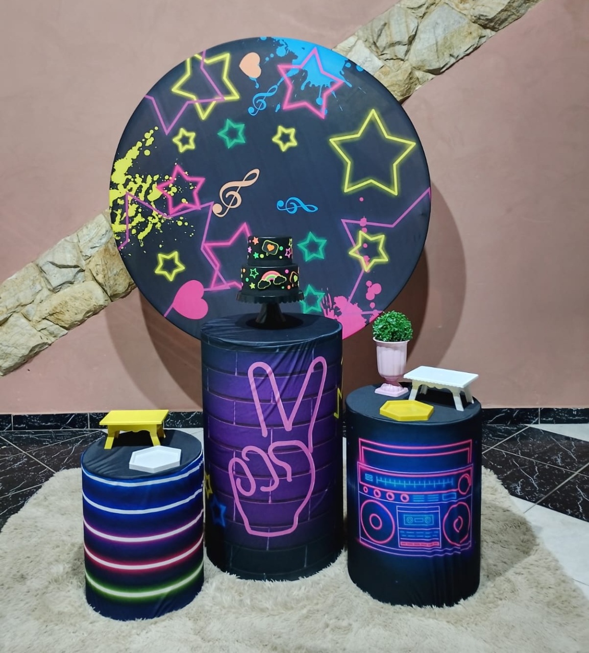 Kit Neon - Festejar Locações