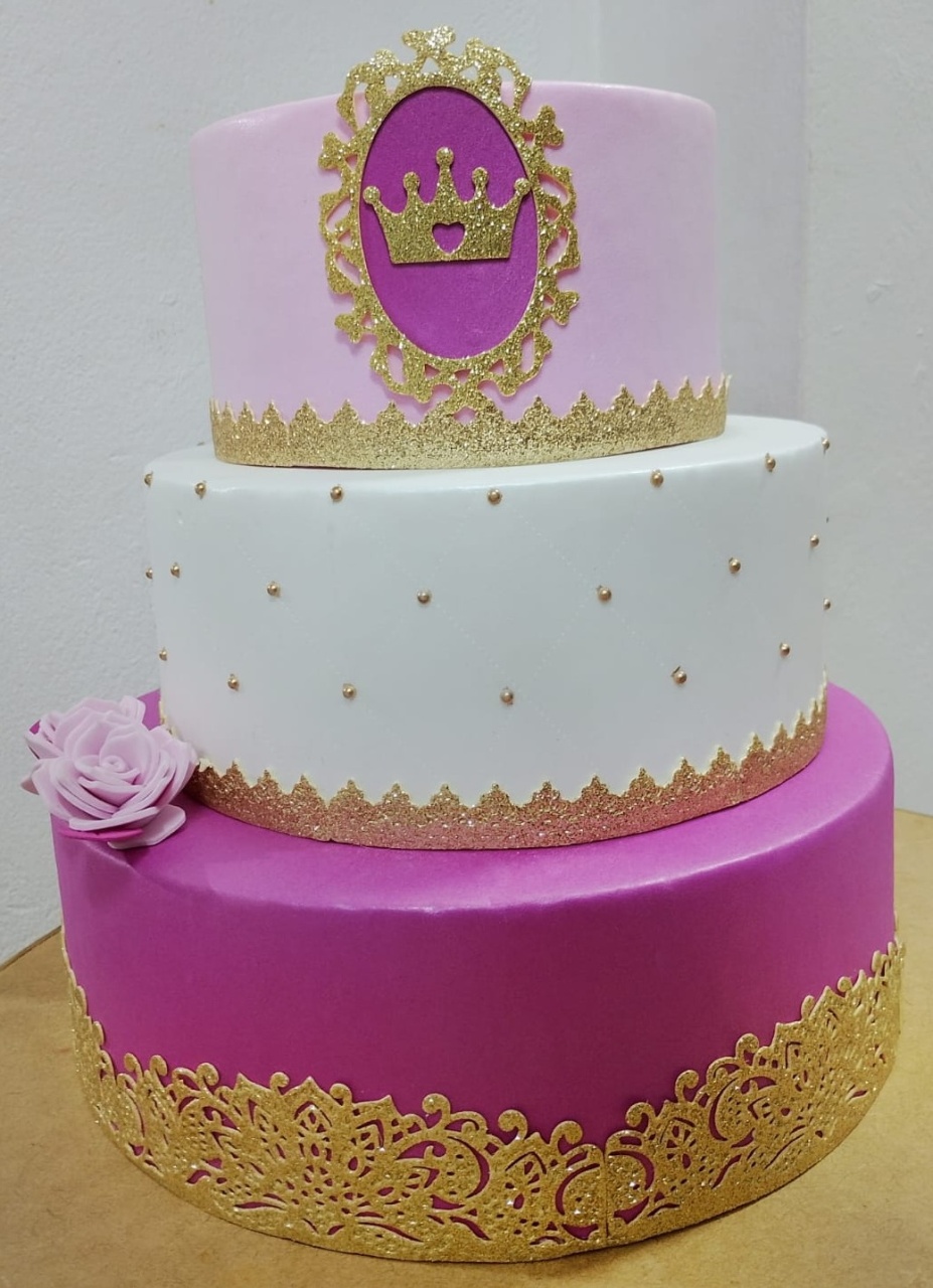 Bolo Princesas  - Festejar Locações