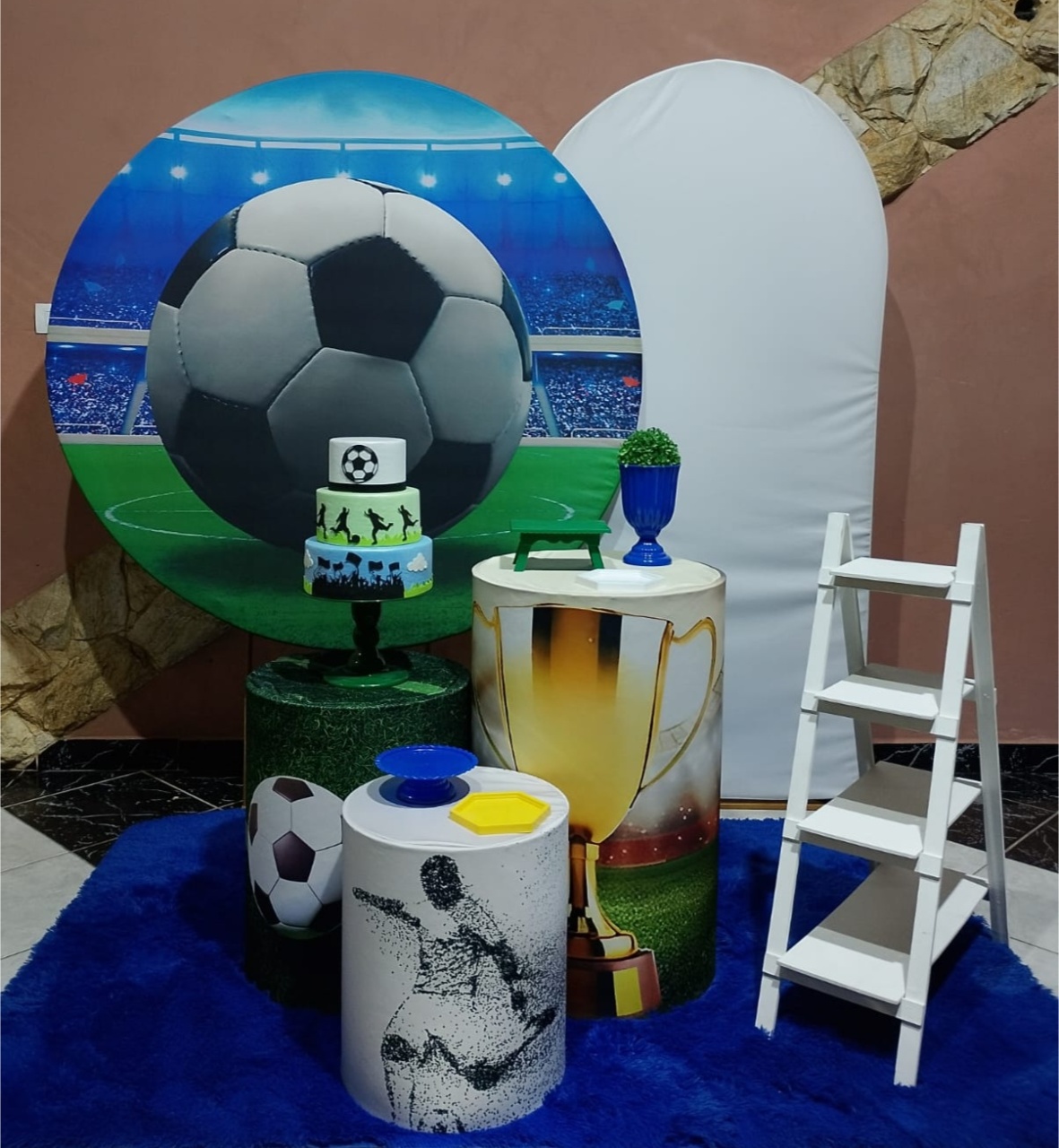 Kit Futebol - Ouro - Festejar Locações