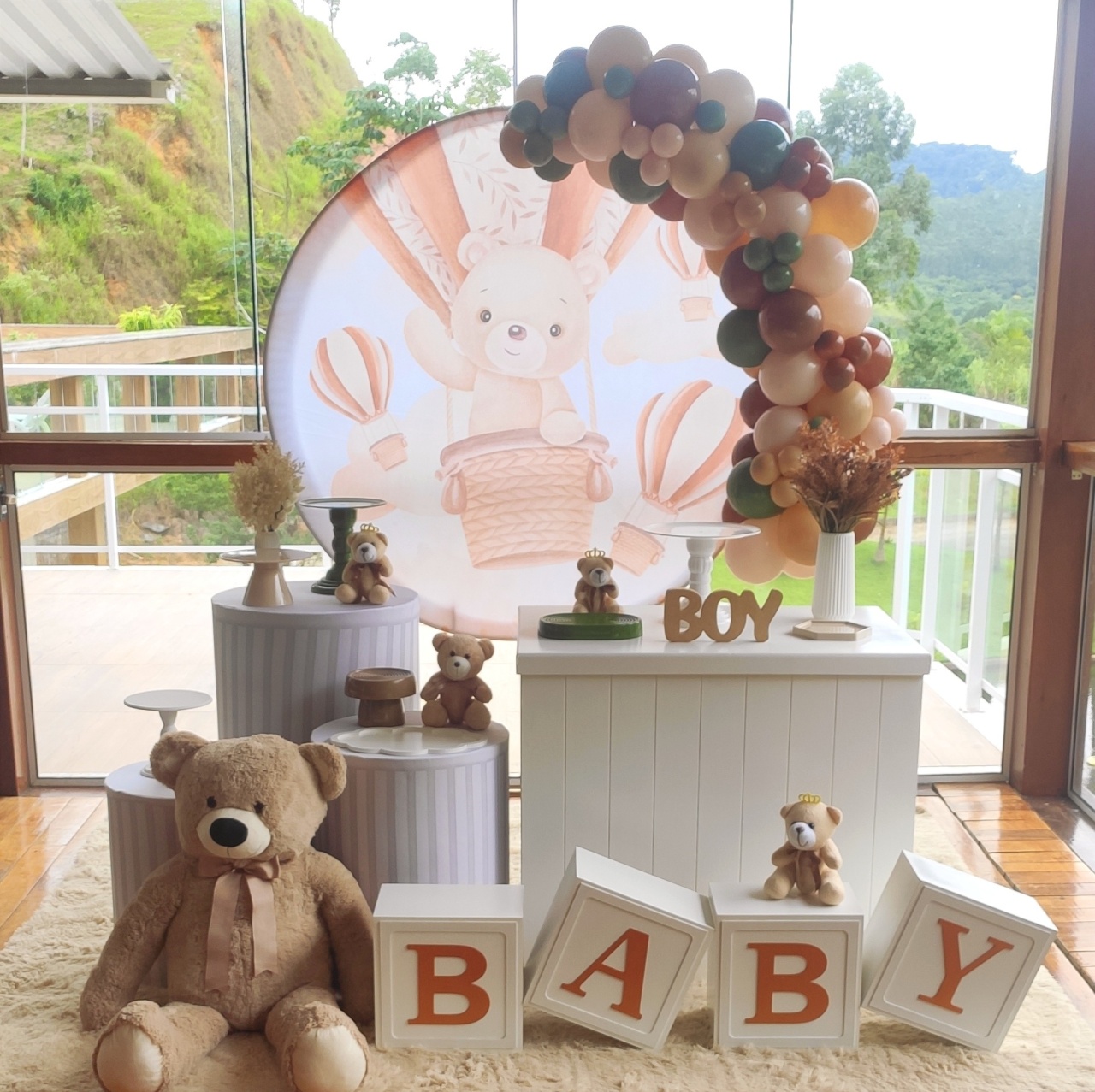 Chá de Bebê Ursinho Baloeiro Marrom C/ Verde - Lirou, Yalou & Jack - Decorações 