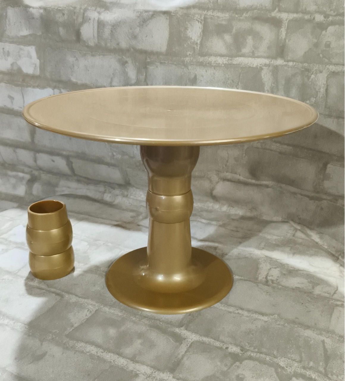 Boleira Royale Dourado - Lirou, Yalou & Jack - Decorações 