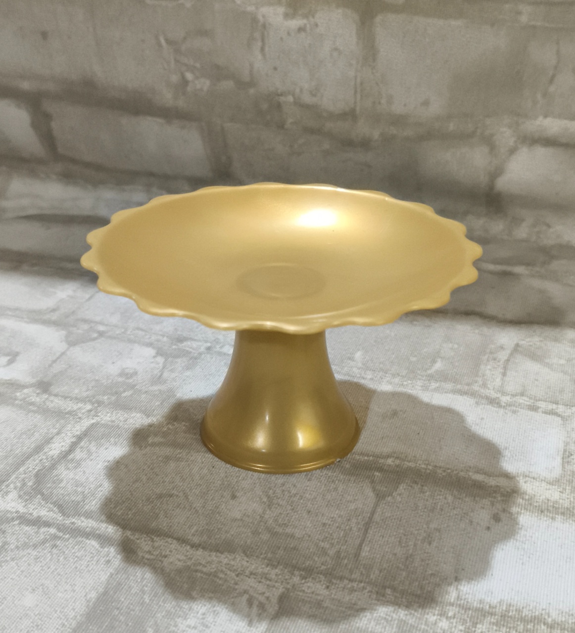Mini Boleira Flor Dourado - Lirou, Yalou & Jack - Decorações 