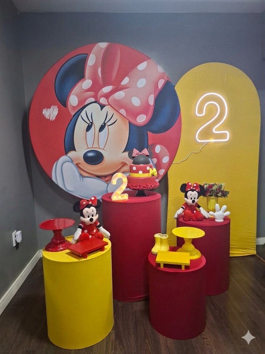Minnie Vermelha Plus 2 - Mundo da imaginação