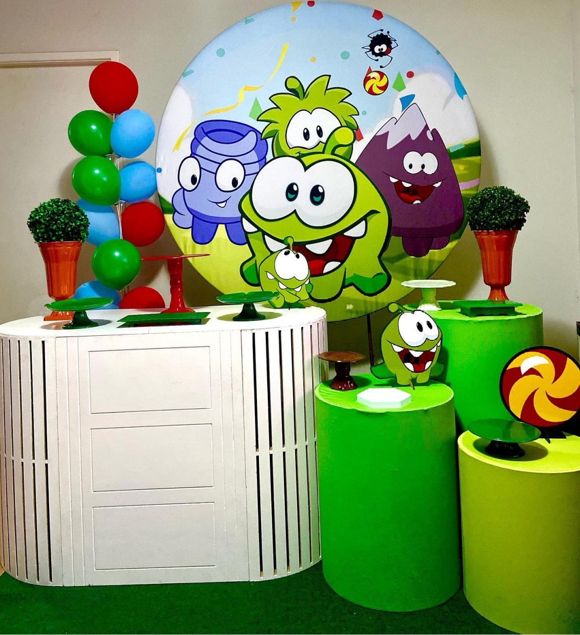 Om Nom | Infantil - Afestapegueemonte