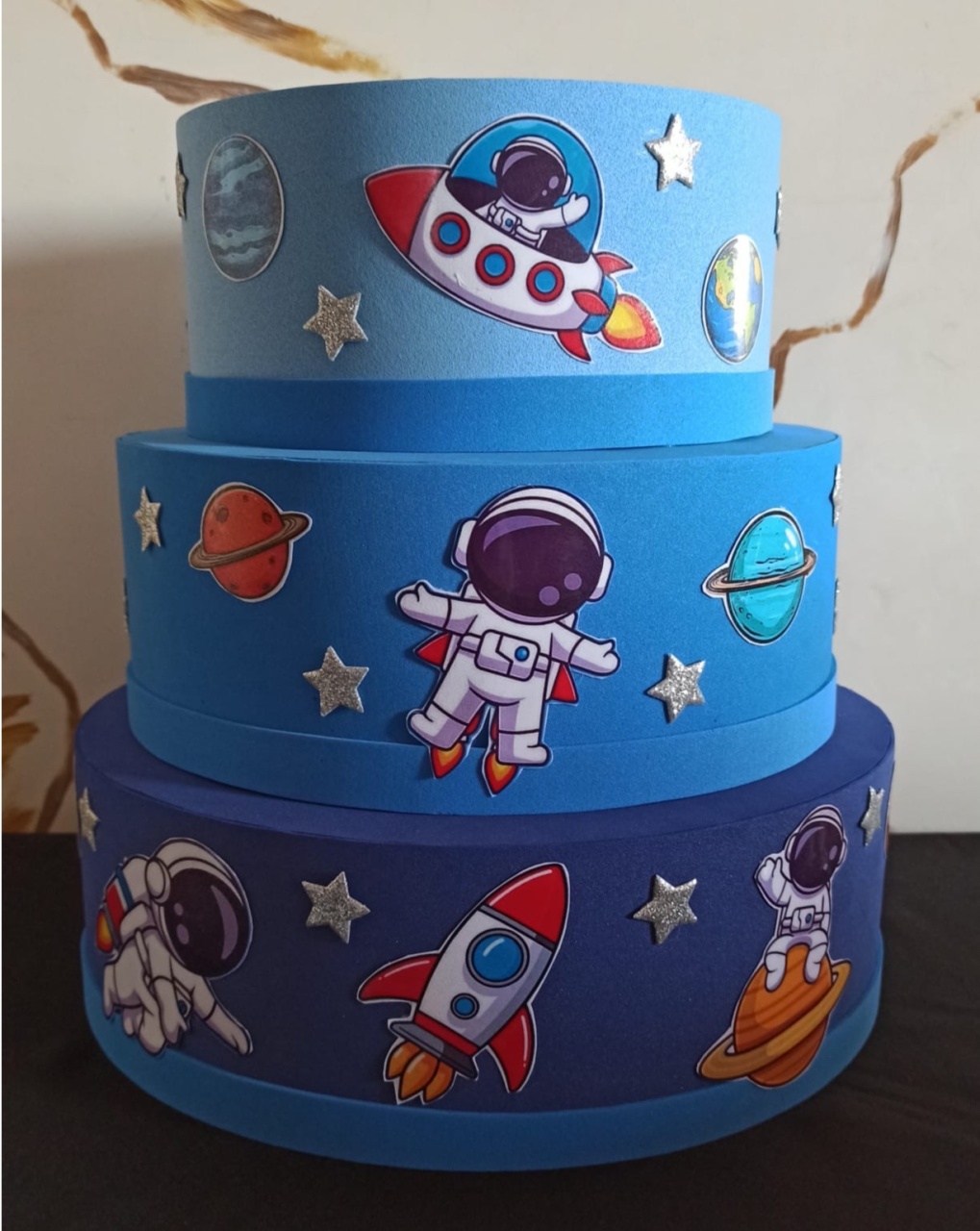 Bolo Fake Astronauta - Afestapegueemonte