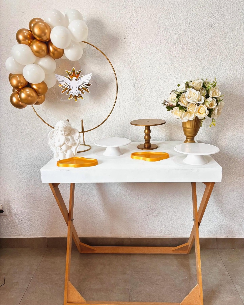 Mini Festa | Batizado Dourado E Branco - Afestapegueemonte