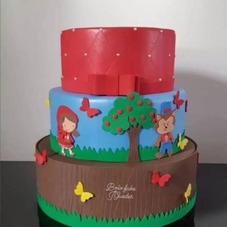 Bolo Fake Chapeuzinho Vermelho - Afestapegueemonte