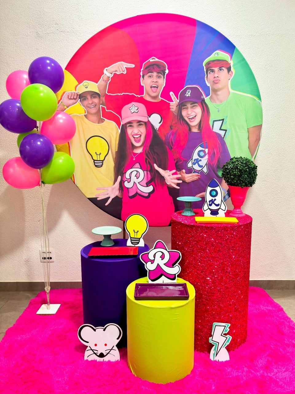Emilly Vick | Os Rosas| Infantil - Afestapegueemonte