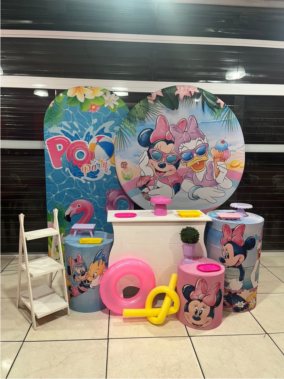 Minnie Pool Party Kit 3 - Catálogo Jake festa decore 