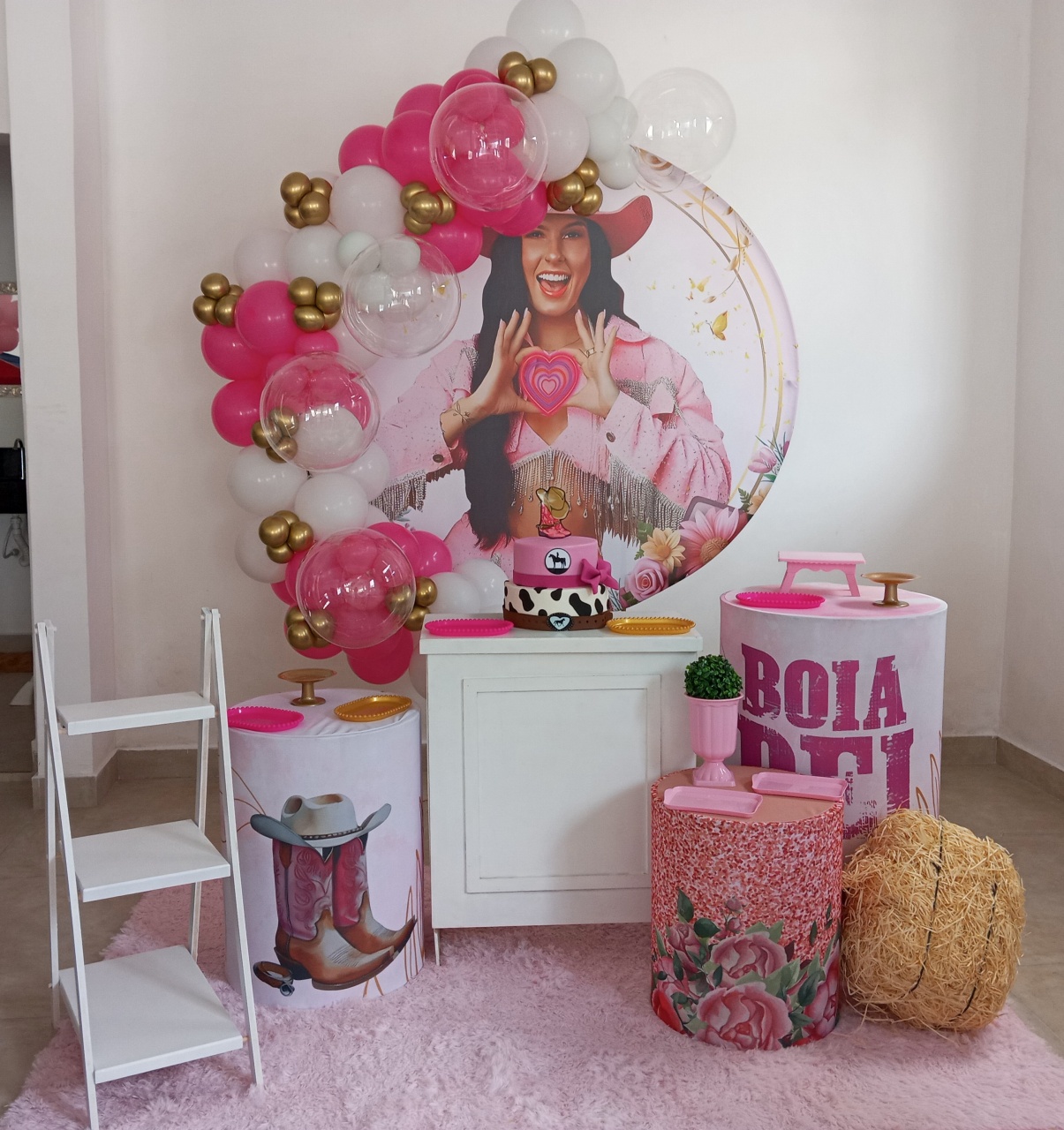 Ana Castela  - Catálogo Jake festa decore 