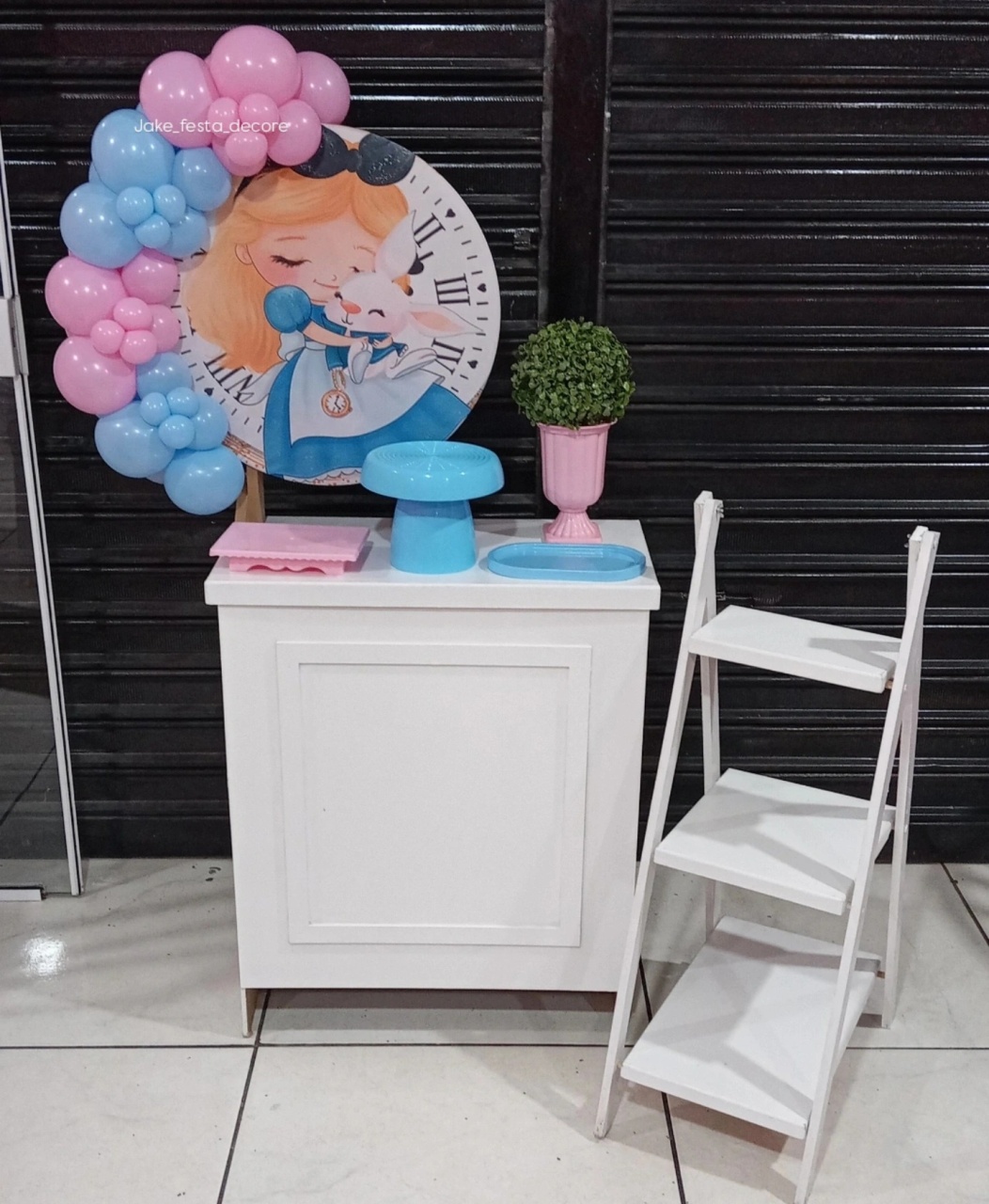 Alice No Pais das Maravilhas Mini Festa + Mesa - Catálogo Jake festa decore 