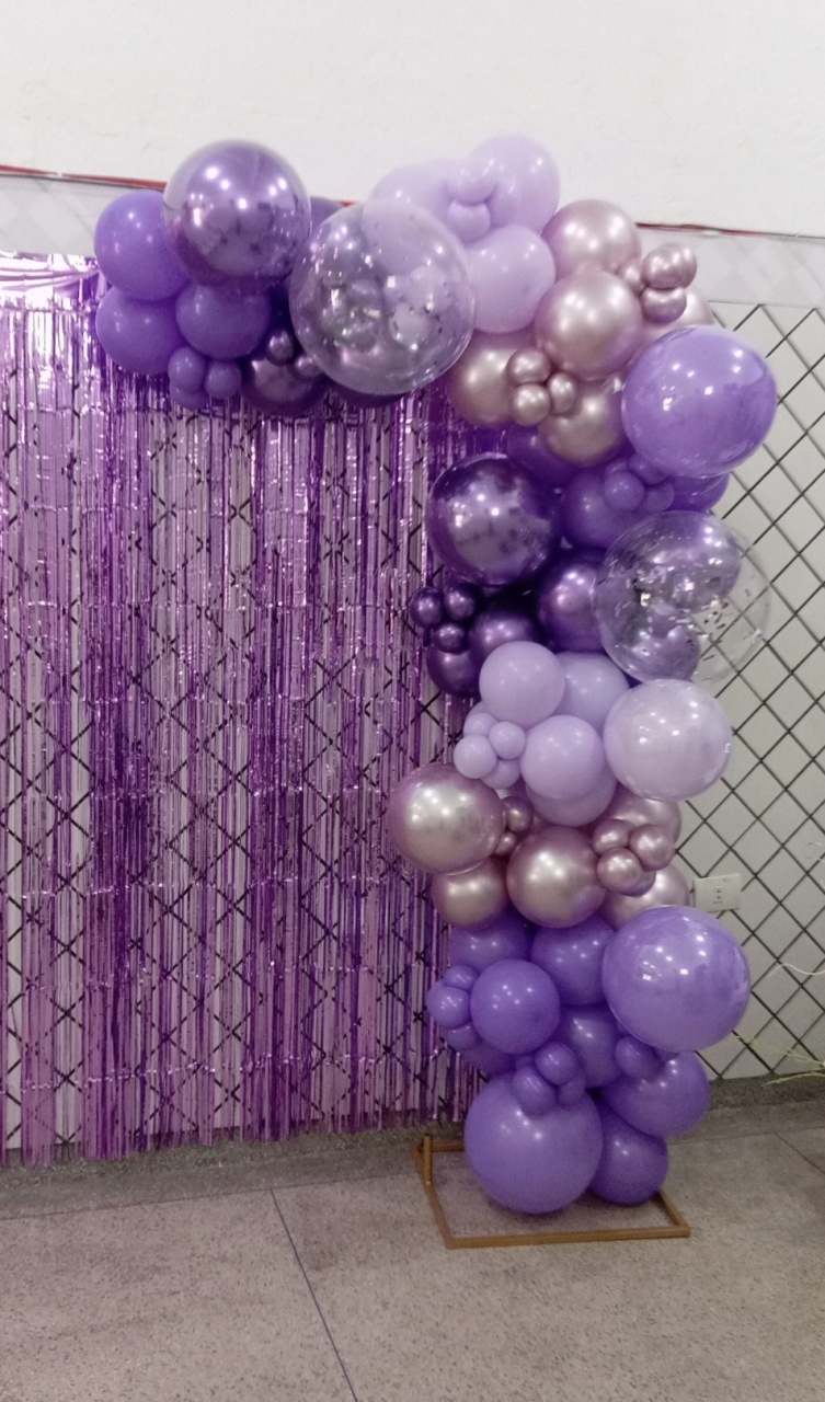 Arco de Balão + Bolhas Transparente E Encapsulada - Catálogo Jake festa decore 