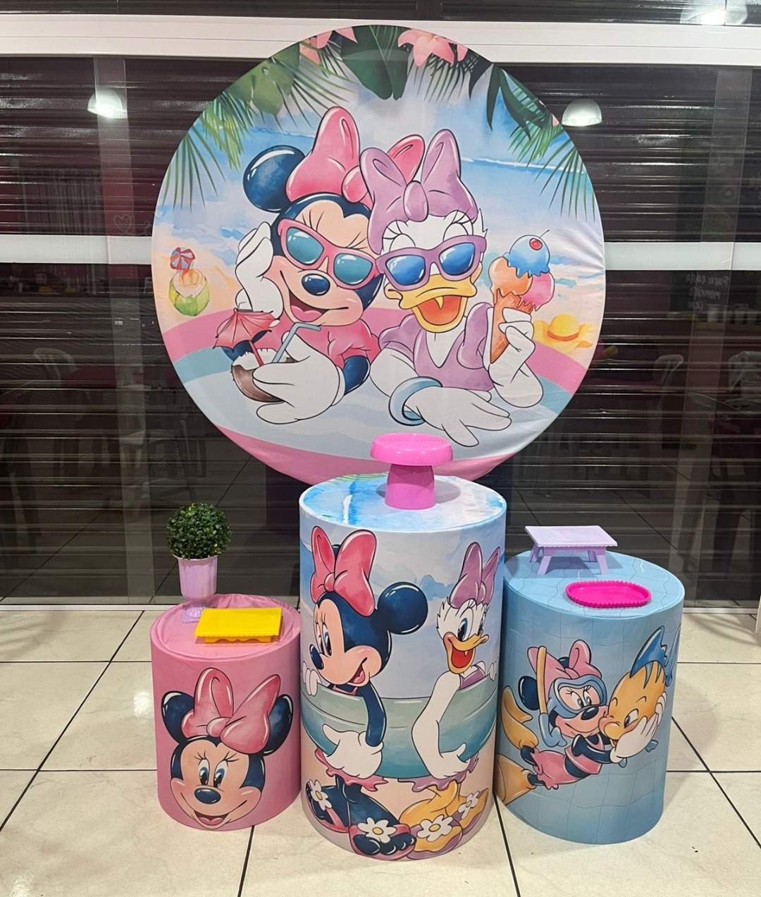 Minnie Pool Party Kit 1 - Catálogo Jake festa decore 