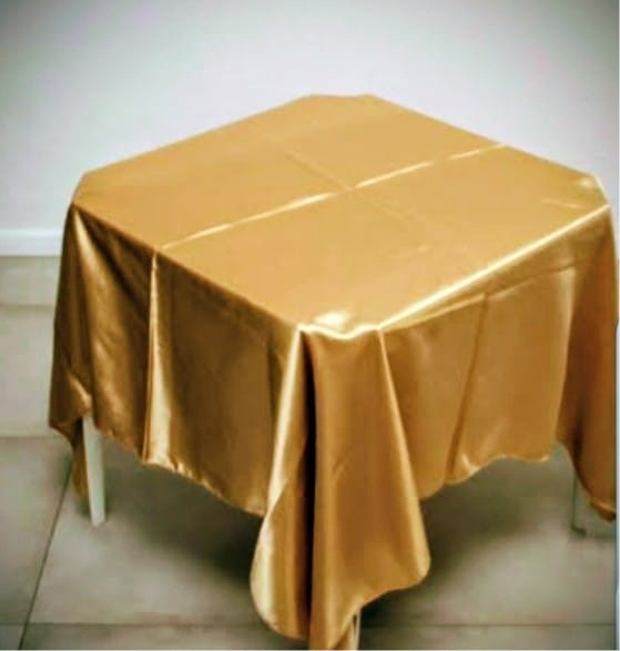 Toalha de Mesa Dourada Em Cetim - Rosy val decorações de Festas