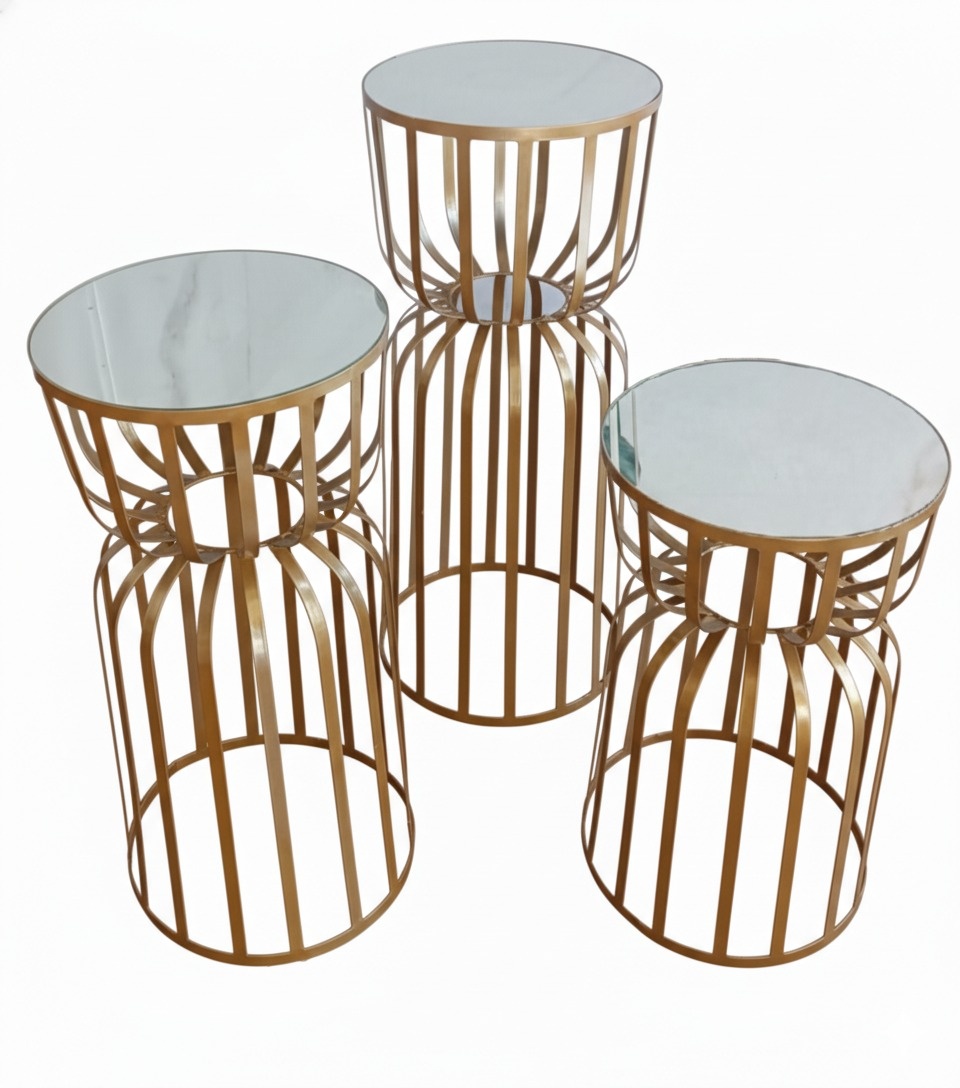 Trio de Mesas de Ferro Espelhadas  - Rosy val decorações de Festas