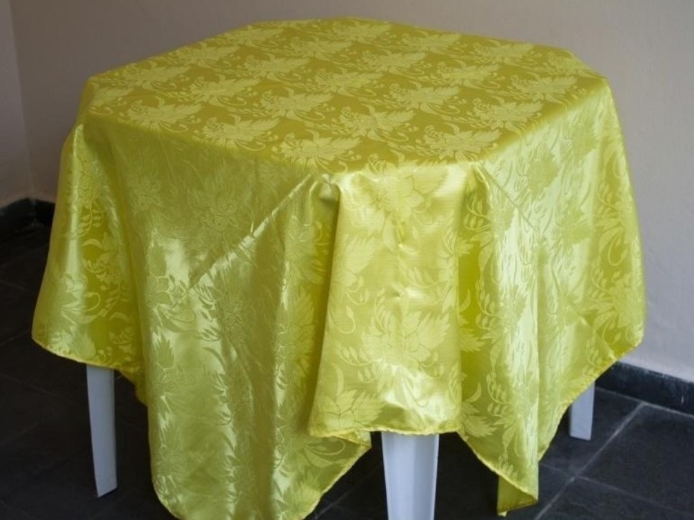 Toalha de Mesa Amarela - Rosy val decorações de Festas