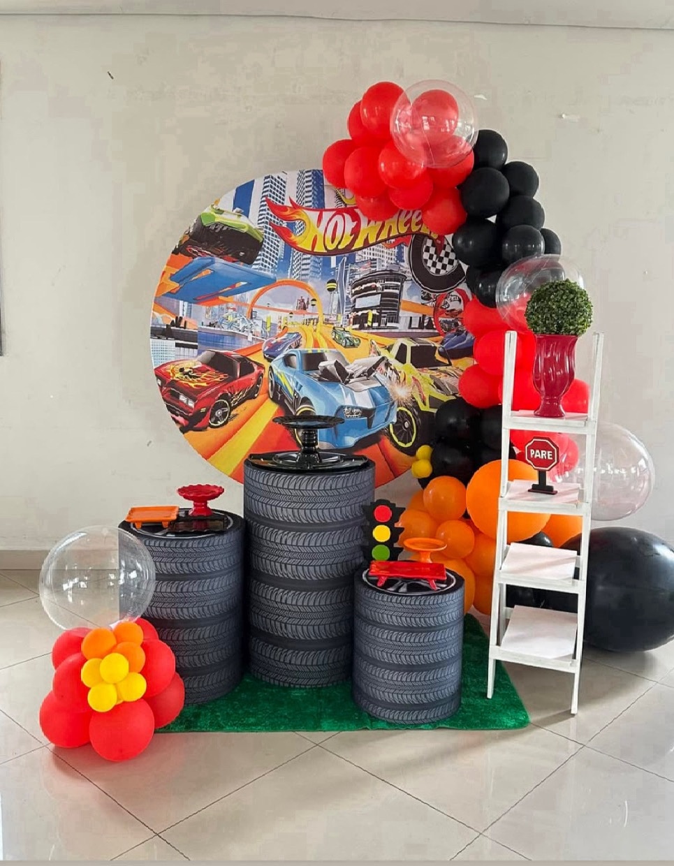 Kit Hot Wheels  - Emília Decor Festas 