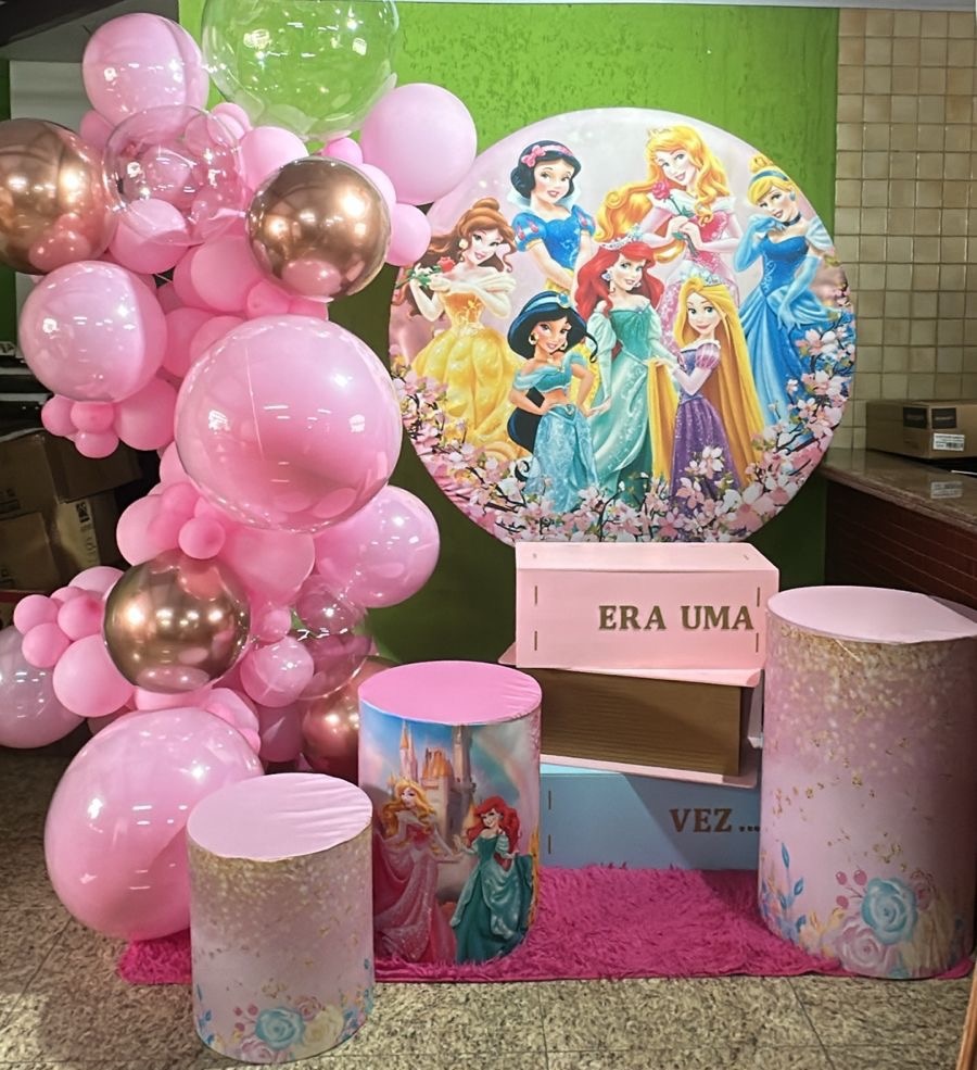 As Princesas  - Emília Decor Festas 