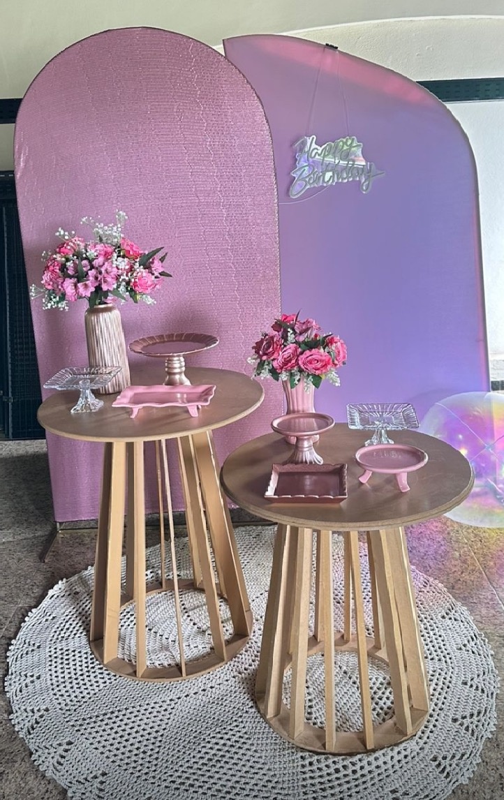 Paetê É Rosa Mesas Ripadas  - Emília Decor Festas 
