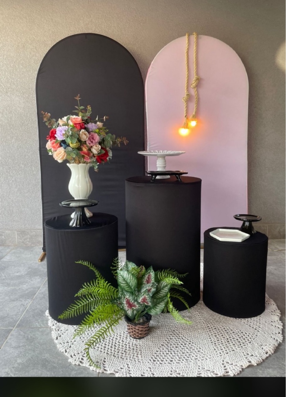 Kit Romano Preto Com Rosa - Emília Decor Festas 