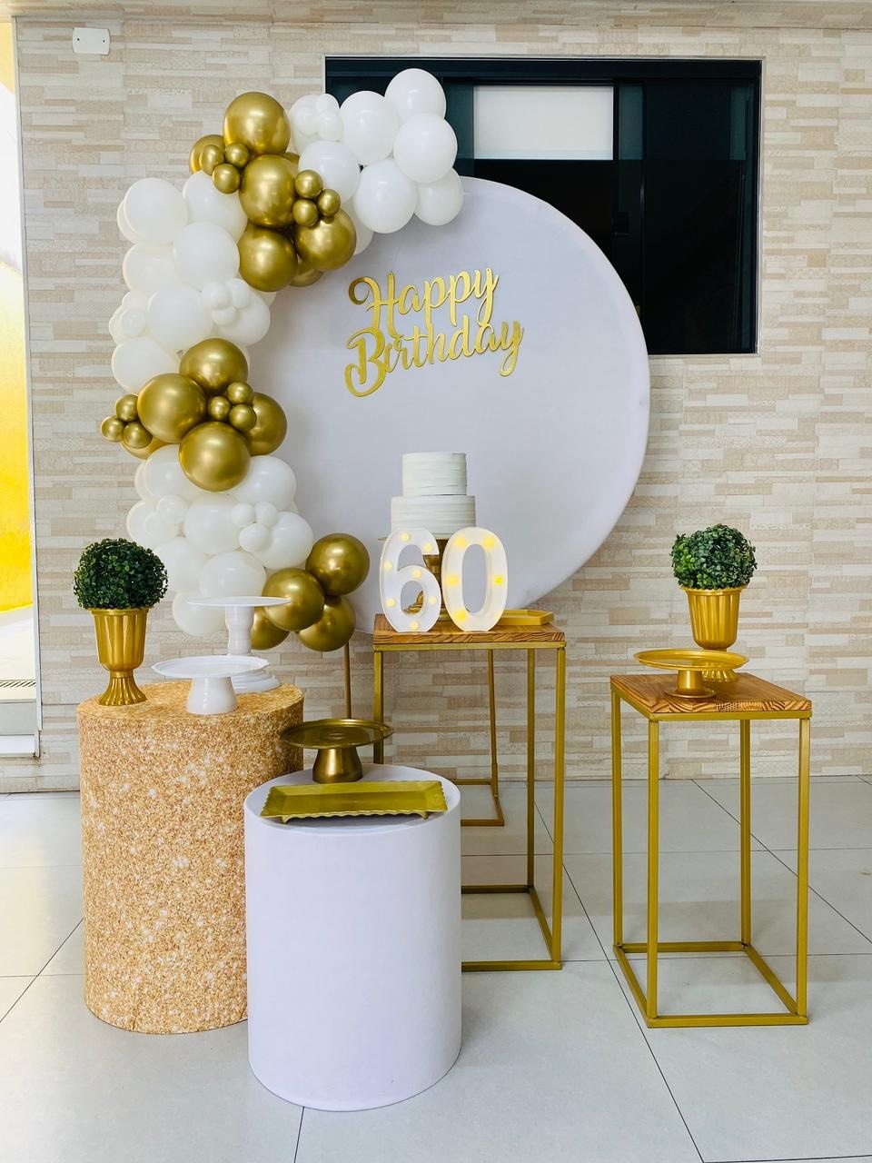 Happy Birthday Branco E Dourado - my decoracoes de festa