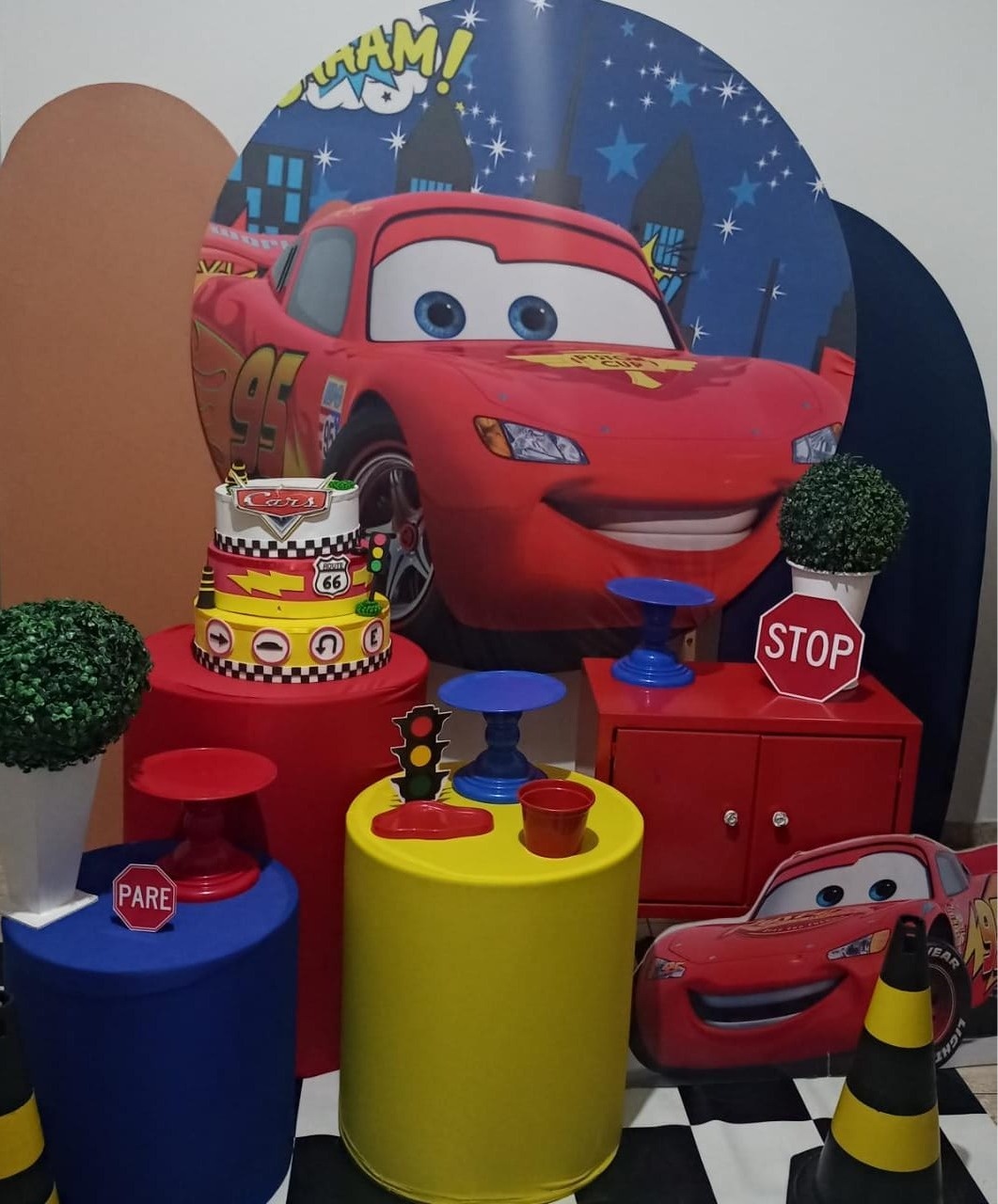 Carros Relâmpago Mcqueen - SekineDecore