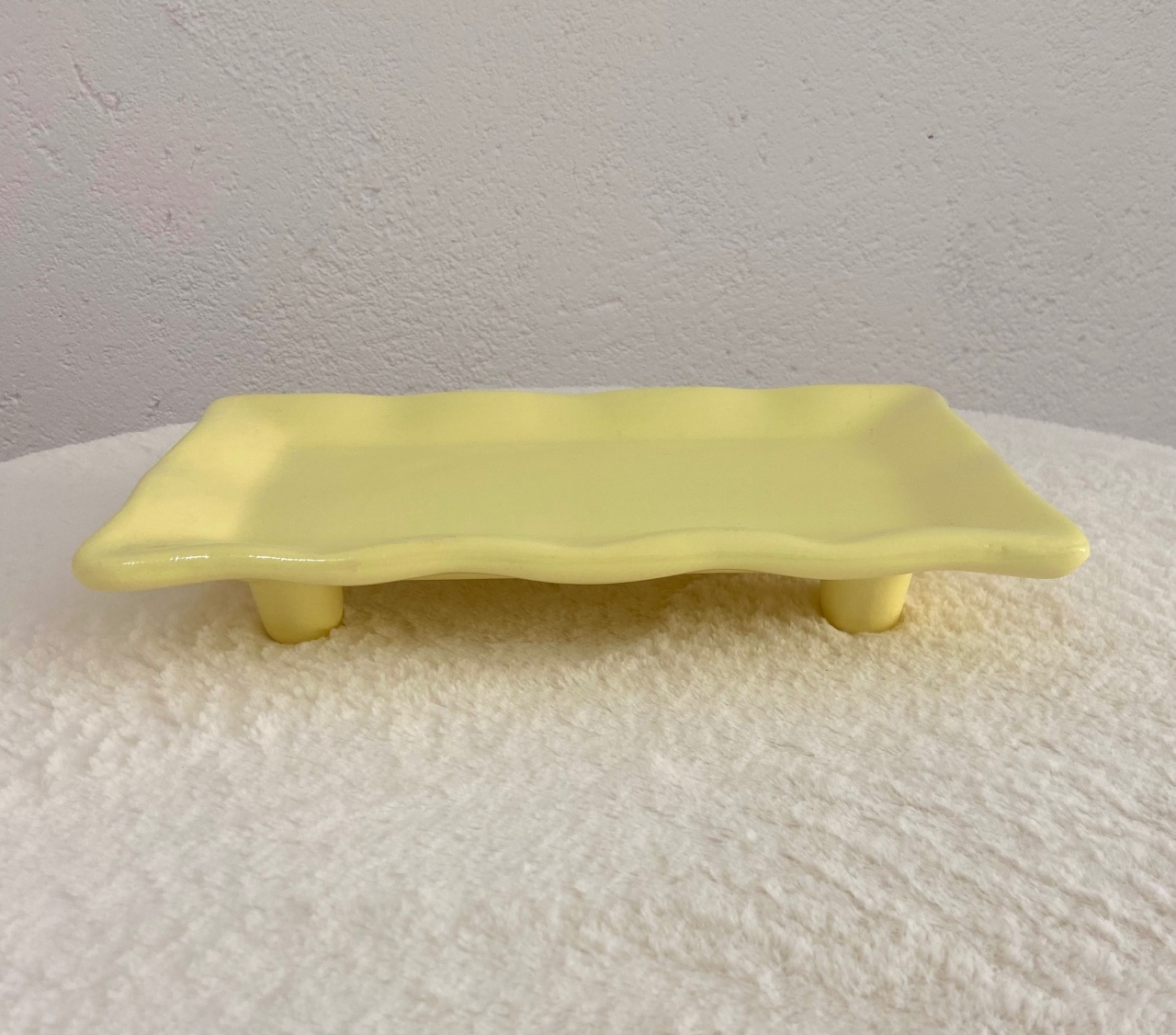 Bandeja Cerâmica Quadrada Amarelo Candy  - UPFestas e Decorações
