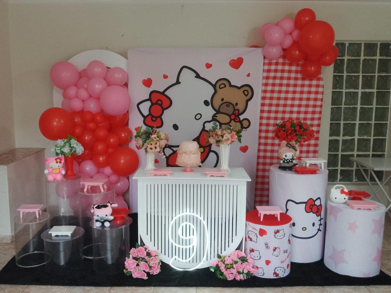 Decoração Hello Kitty - UPFestas e Decorações