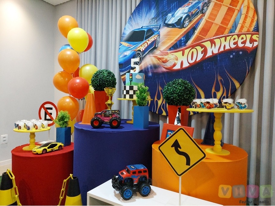 Decoração Personalizada Hotwheels - UPFestas e Decorações