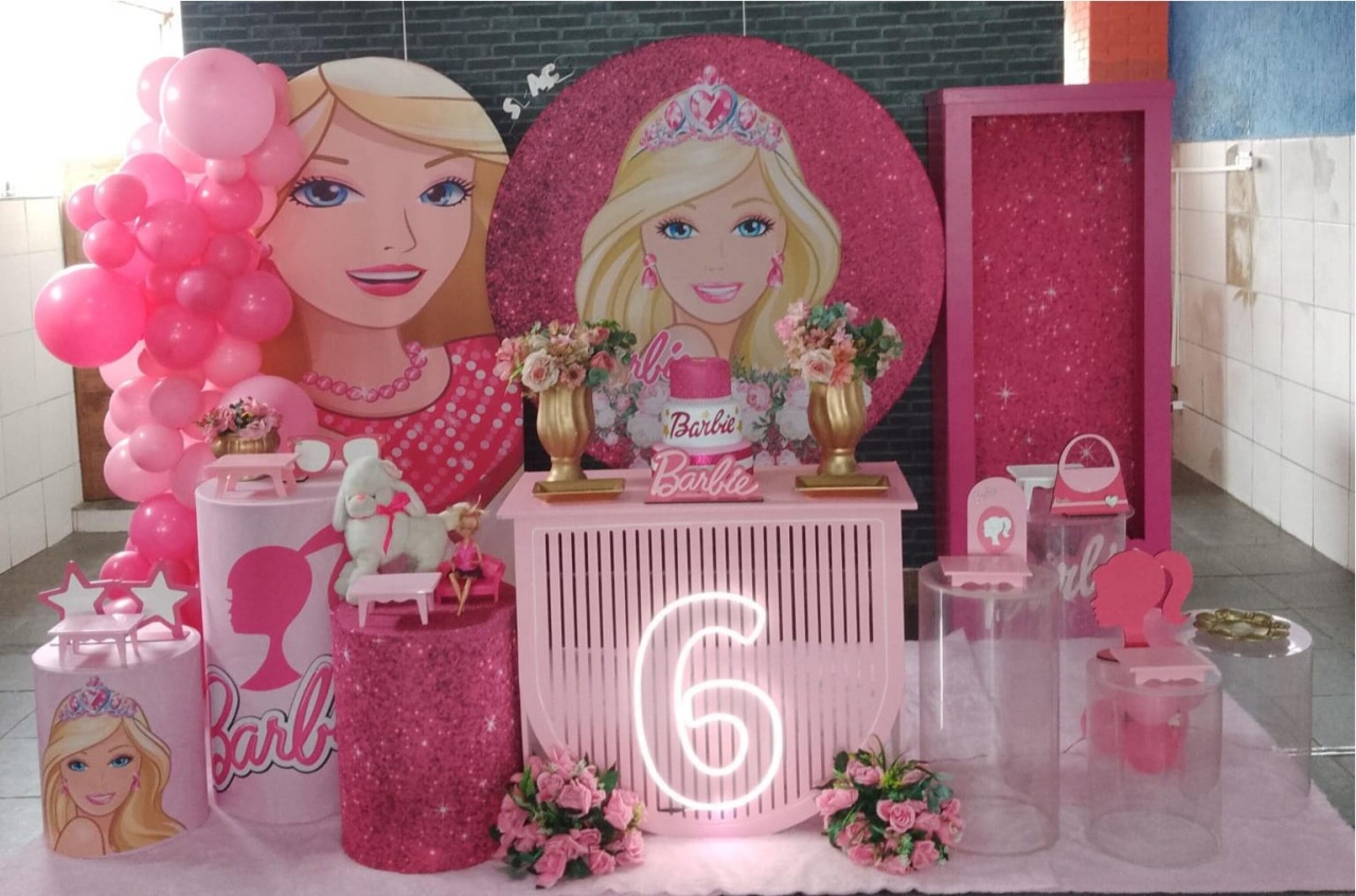Decoração Personalizada Barbie - UPFestas e Decorações