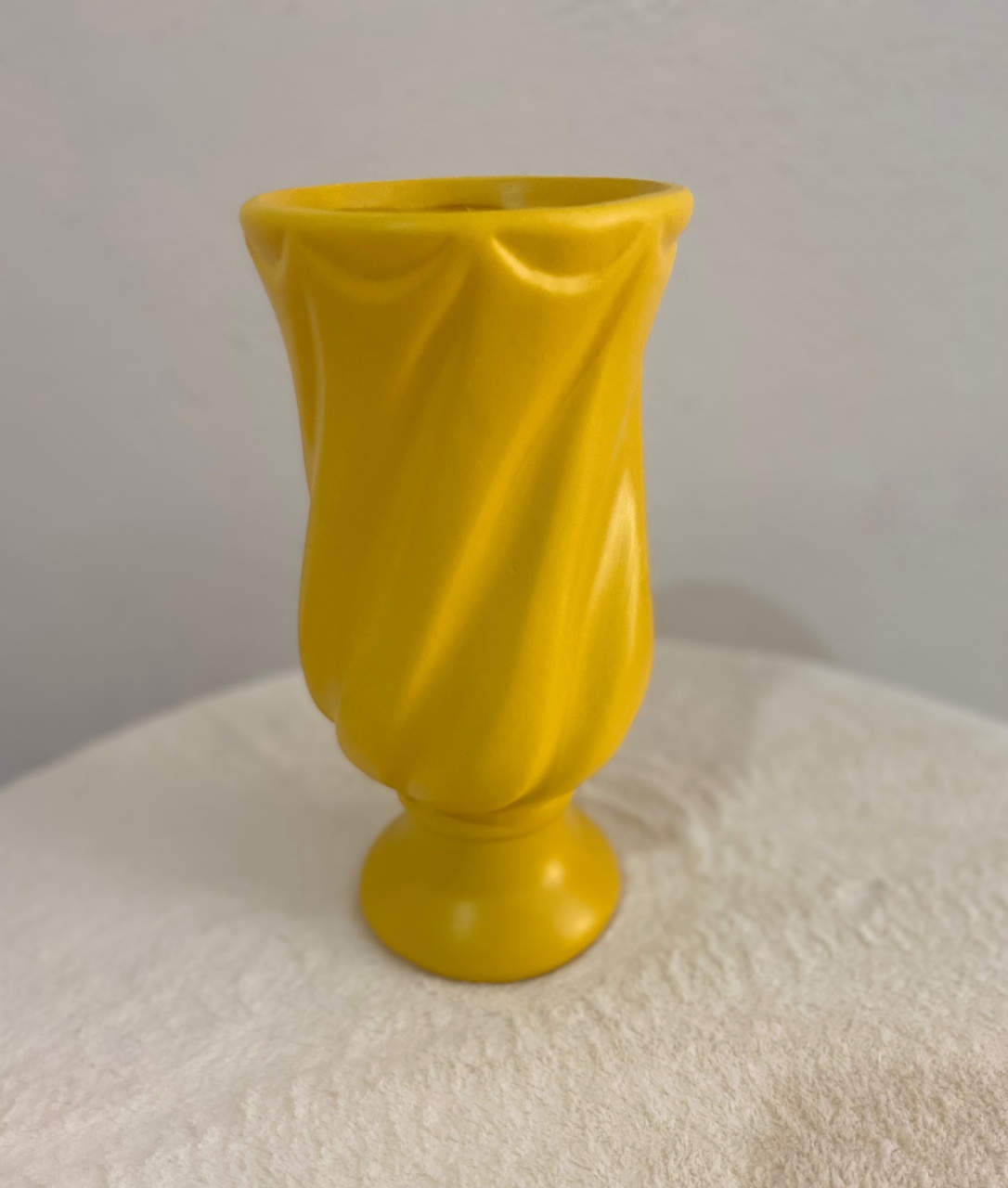 Vaso Cerâmica Amarelo  - UPFestas e Decorações