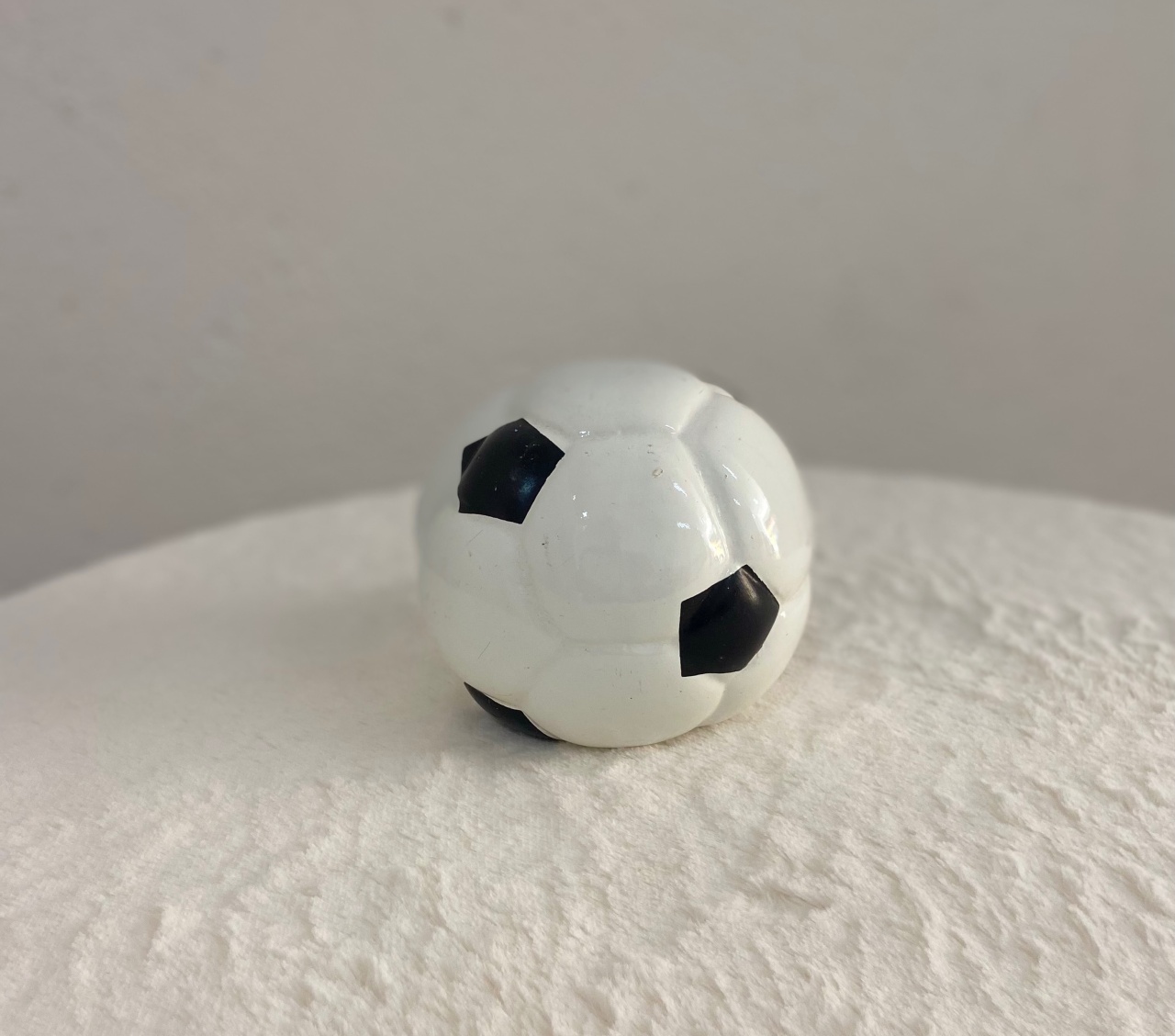 Bola Futebol Cerâmica  - UPFestas e Decorações