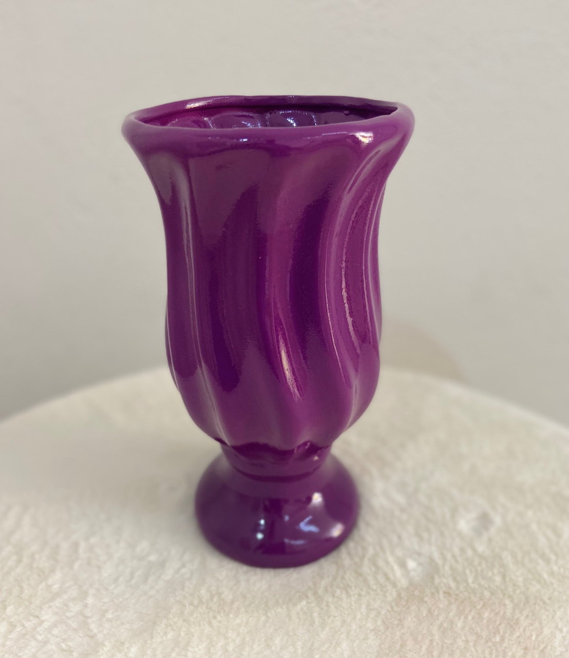 Vaso Cerâmica Roxo  - UPFestas e Decorações