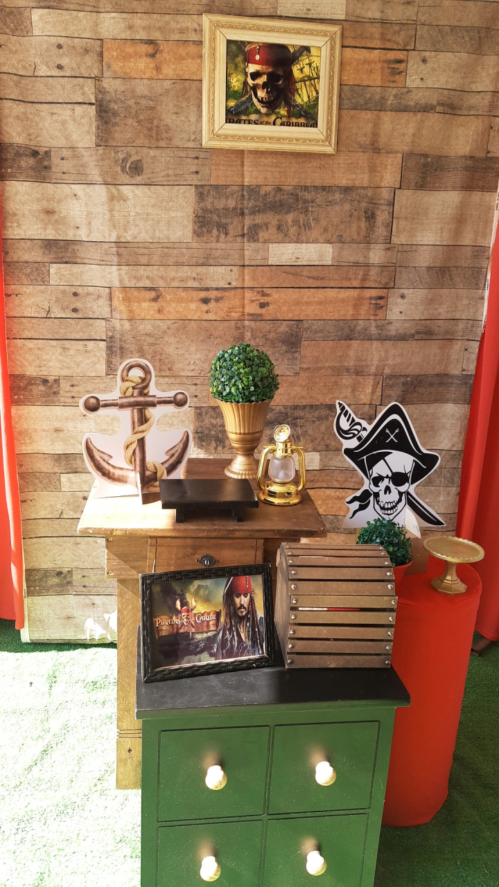 Piratas - Encanto Festivo 